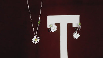 Daisy Peridot Earring